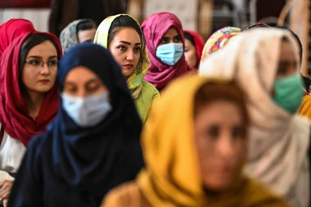 Afghan donne
