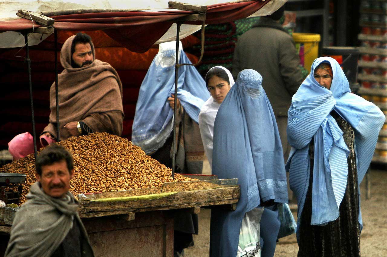donne afgane in un mercato
