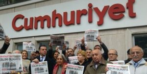Cumhuriyet protests web 1 300x151