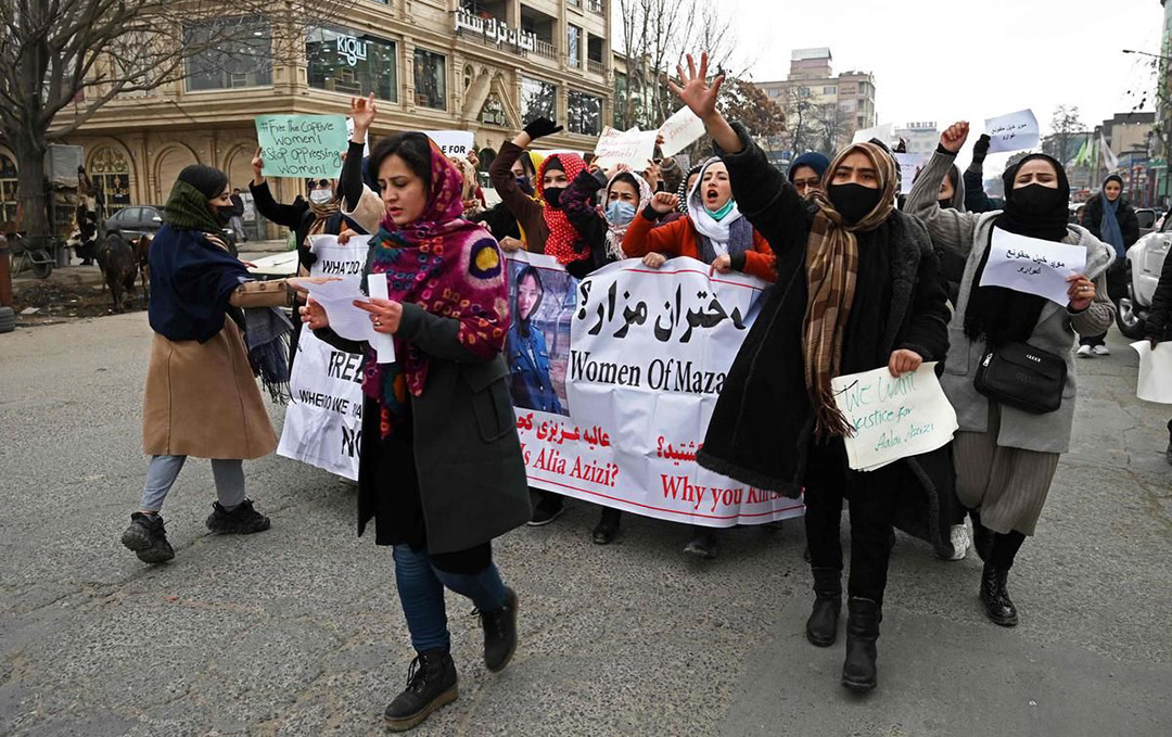 afghan women protest in kabul against taliban