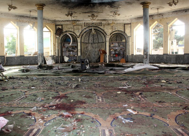 attentato moschea