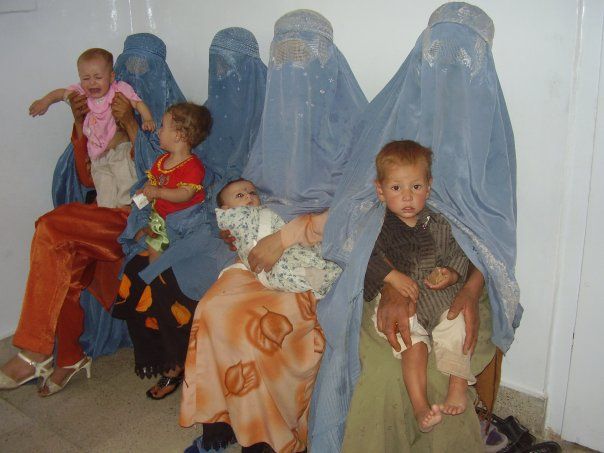 4 donne cn bimbi 4 donne cn bimbi 4 donne cn bimbi